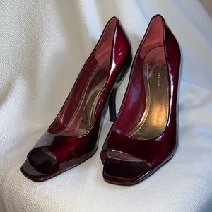 BCBGirls, Ariel, Ruby Red Pearl Patent Leather, Size 8.5